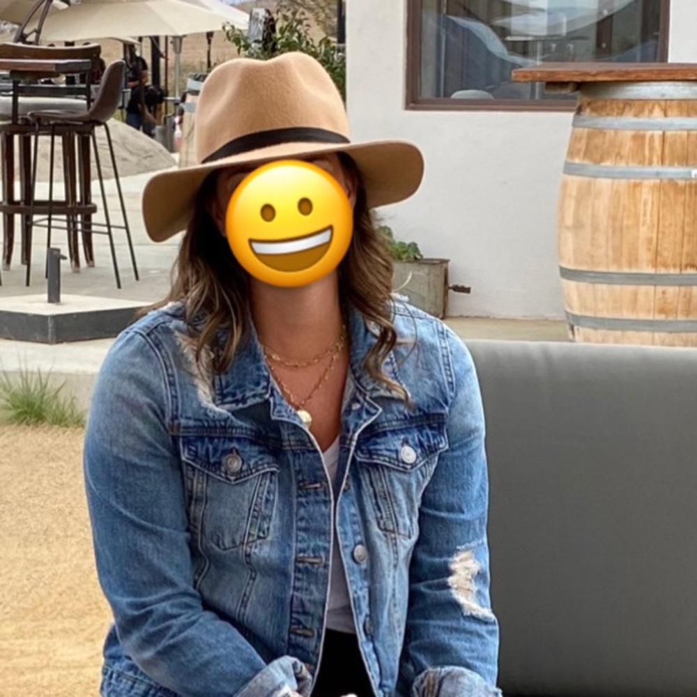 Billabong floppy hat